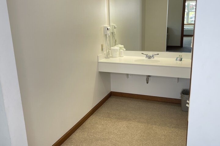 Room 45 of 86