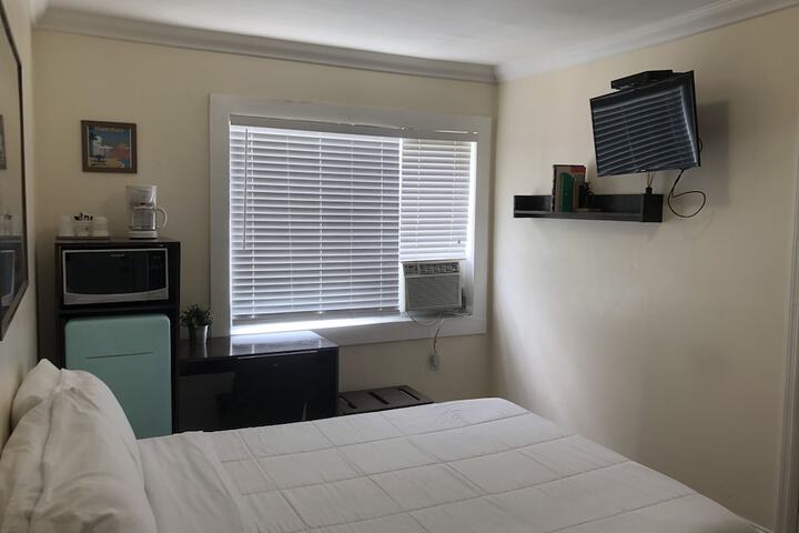 Room 62 of 65