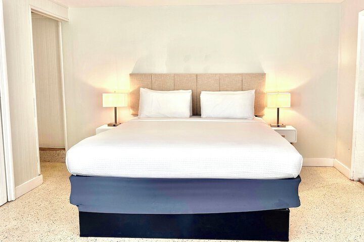 Room 54 of 75
