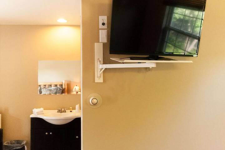 Room 21 of 51