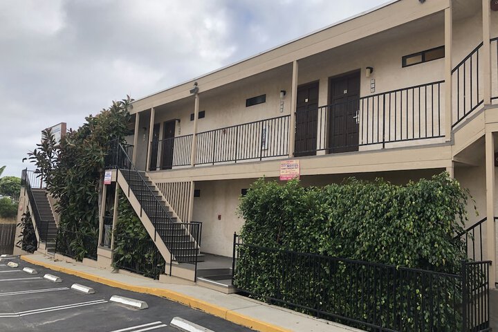Moonlight Beach Motel