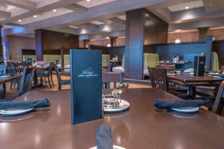 Dining 72 of 81