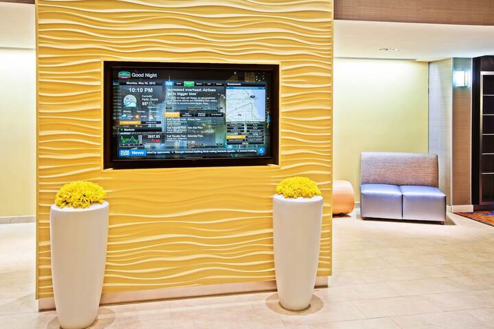 Hotel Interior 8 of 25