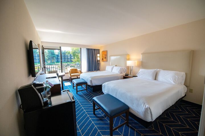 Room 32 of 53