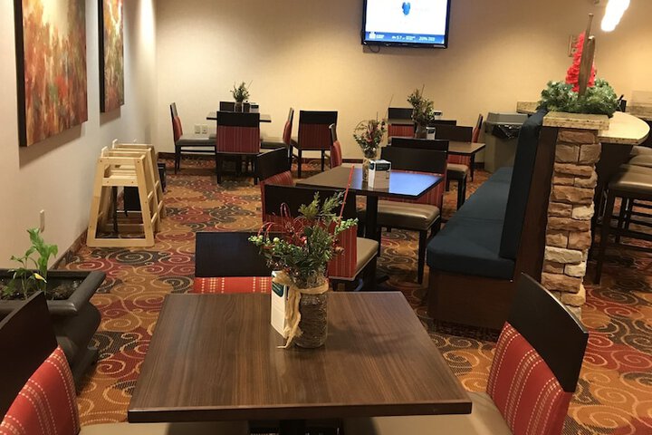 Comfort Suites Altoona North