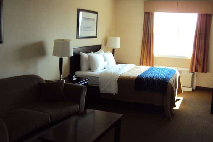 Comfort Inn & Suites Edson