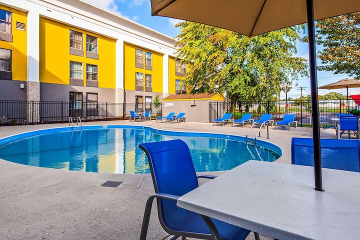 Best Western Plus Bloomington East Hotel