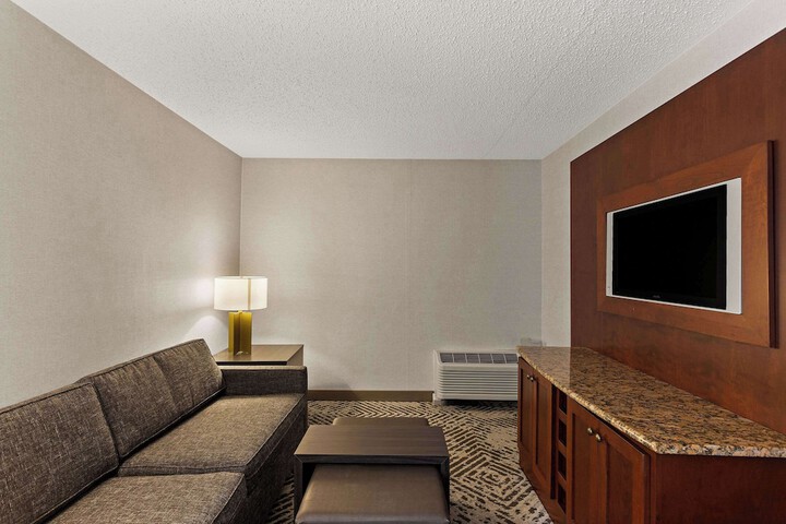Room 19 of 58