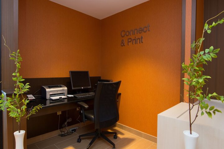Fairfield Inn & Suites by Marriott Burlington