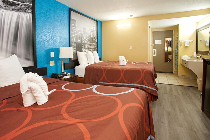 Room 38 of 94