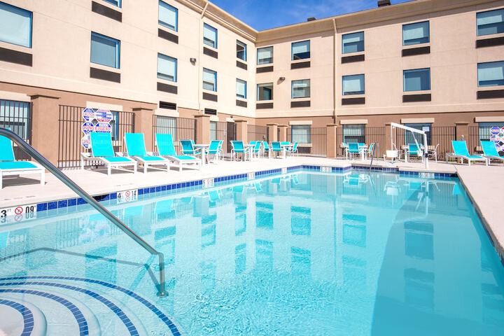 Pool 9 of 39