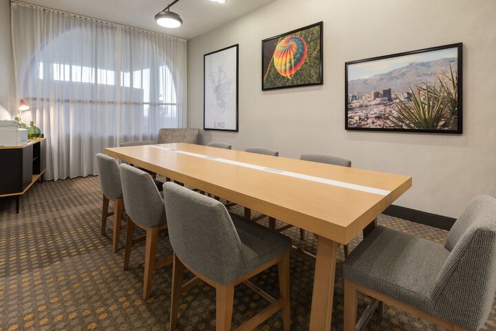 Business Center 60 of 61