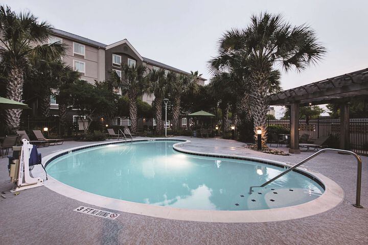 Pool 6 of 50