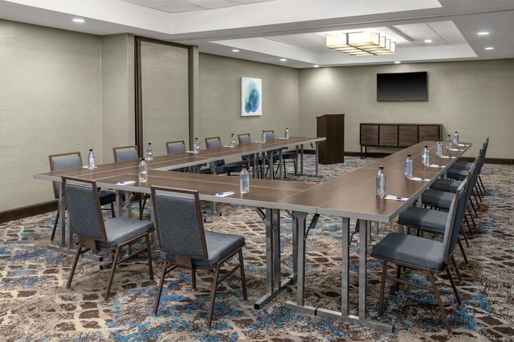 DoubleTree by Hilton Lubbock University Area