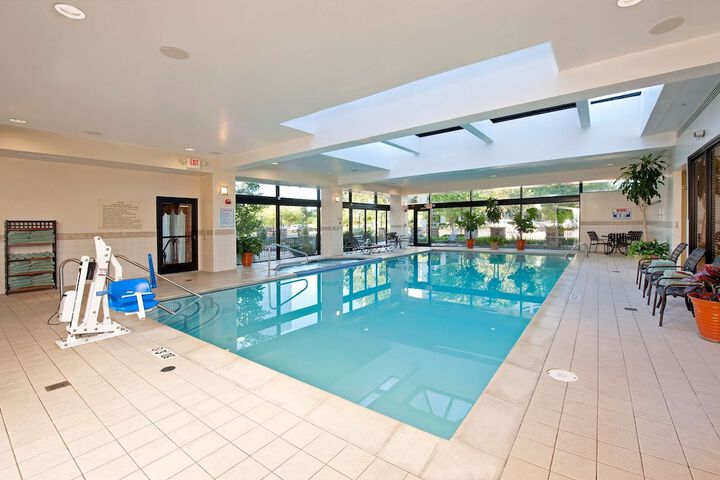 Pool 10 of 84