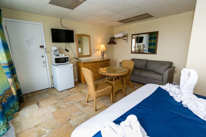 Room 25 of 41