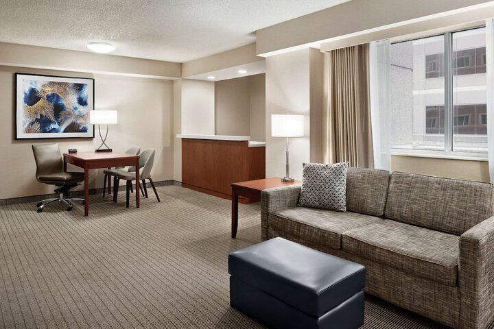 Embassy Suites by Hilton Cincinnati RiverCenter