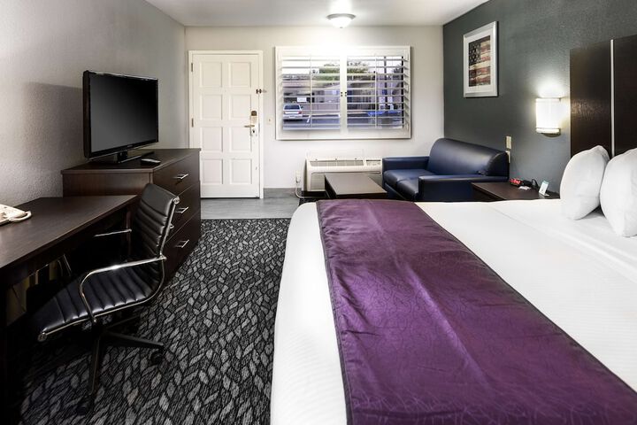Room 19 of 25
