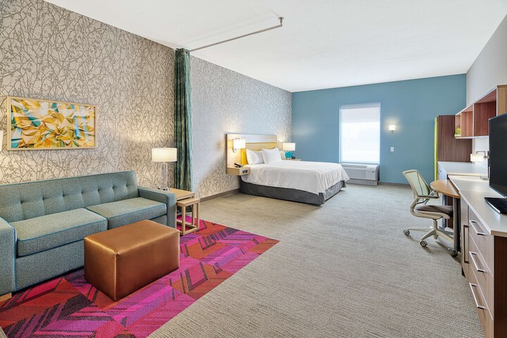 Room 17 of 35