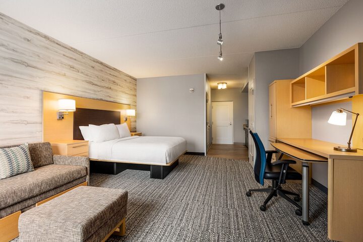 Towneplace Suites by Marriott Harrisburg West / Mechanicsburg