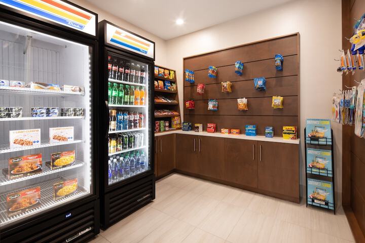 Holiday Inn Express & Suites Ft. Myers Beach-Sanibel Gateway by IHG