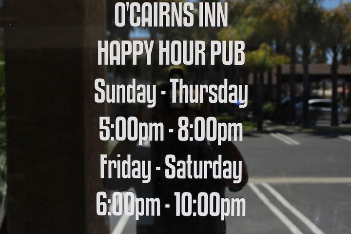 Ocairns Inn & Suites