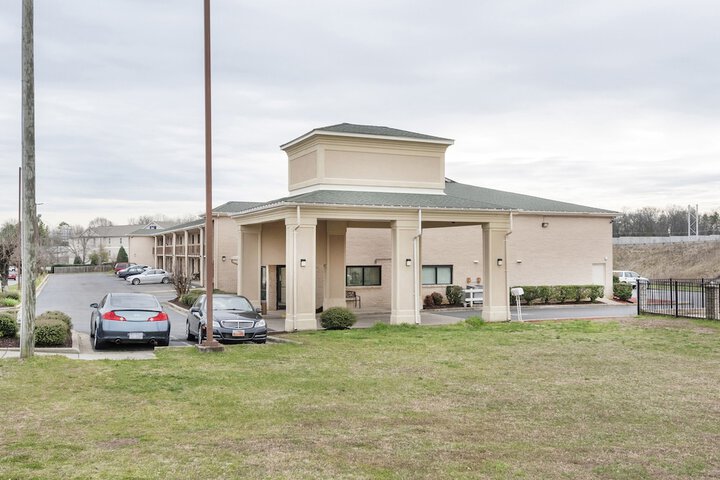 Hotel 3 of 25