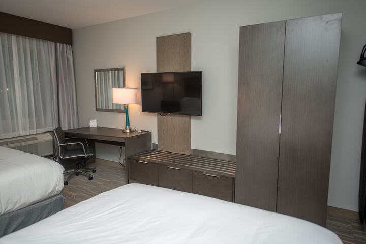 Room 32 of 115