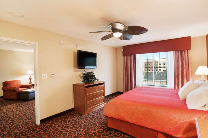 Room 8 of 30