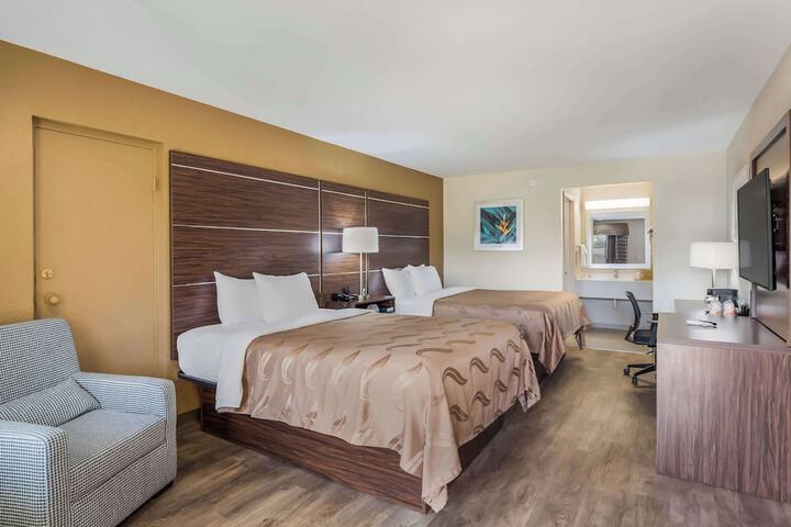 Room 16 of 48