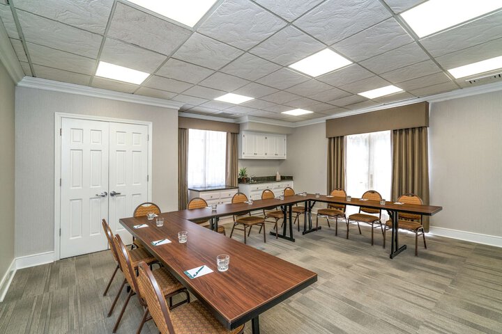 Homewood Suites by Hilton Lafayette Rossville Exit