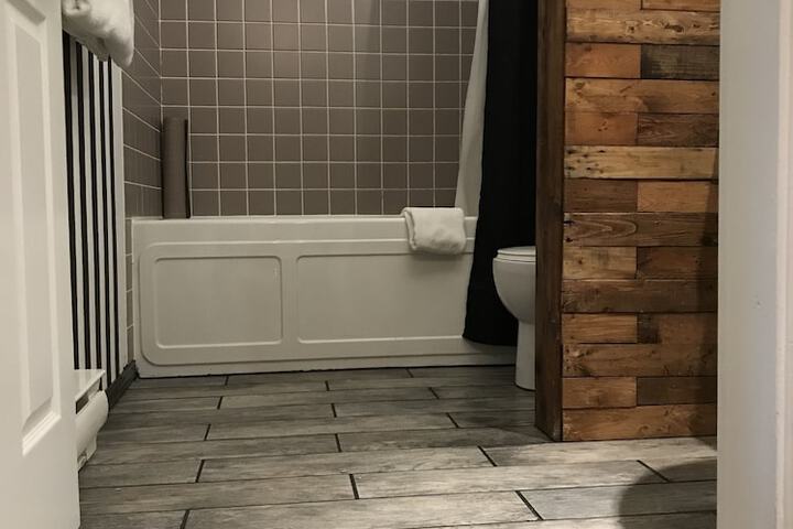 Room 18 of 35