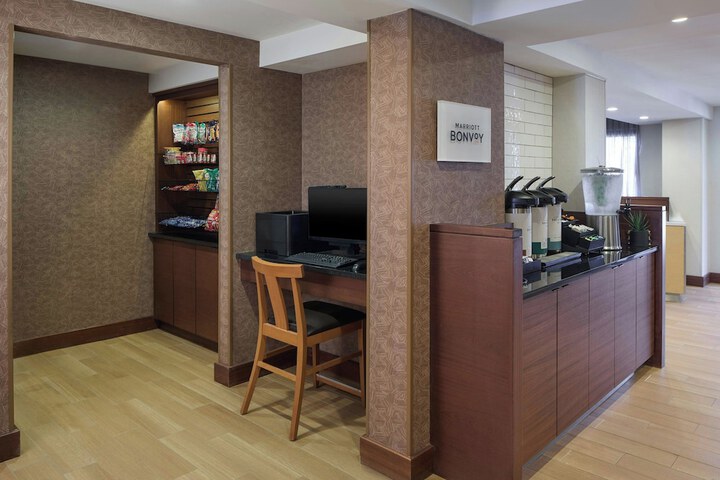 Fairfield Inn by Marriott Rochester East