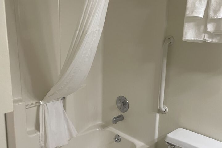 Quality Inn & Suites Longview Kelso