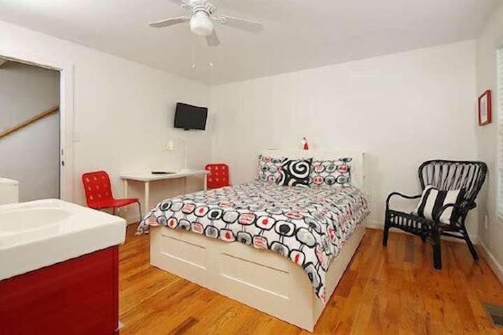Room 54 of 84
