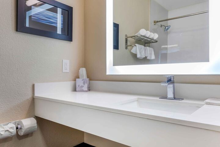 Extended Stay America Suites Arlington