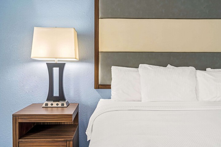 La Quinta Inn & Suites by Wyndham Guthrie