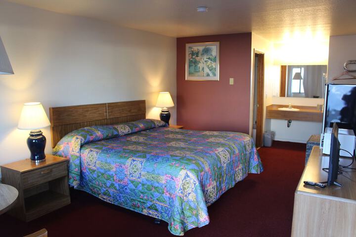 Room 18 of 43