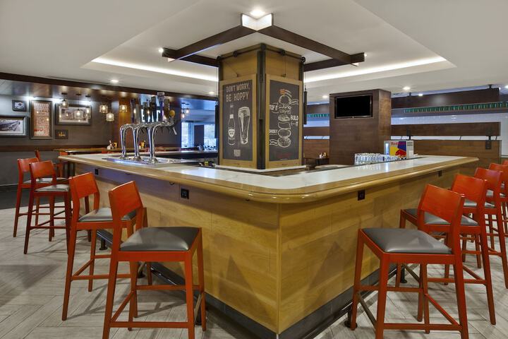 Holiday Inn Columbus Dwtn-Capitol Square by IHG