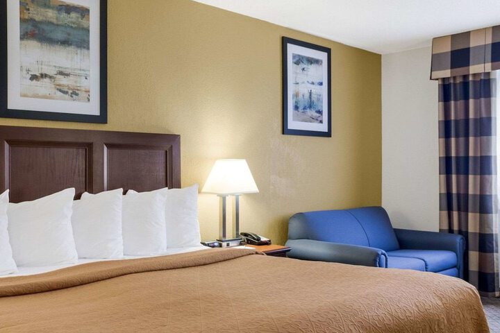 Quality Inn Oacoma - Chamberlain