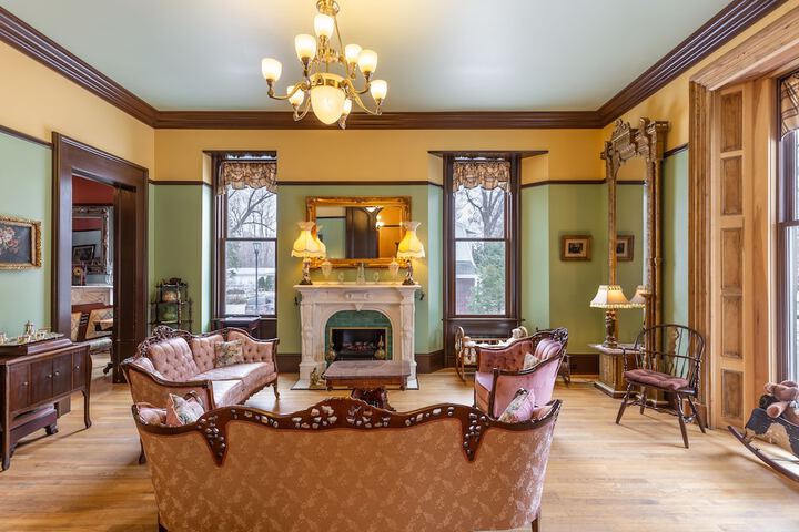 Steele Mansion
