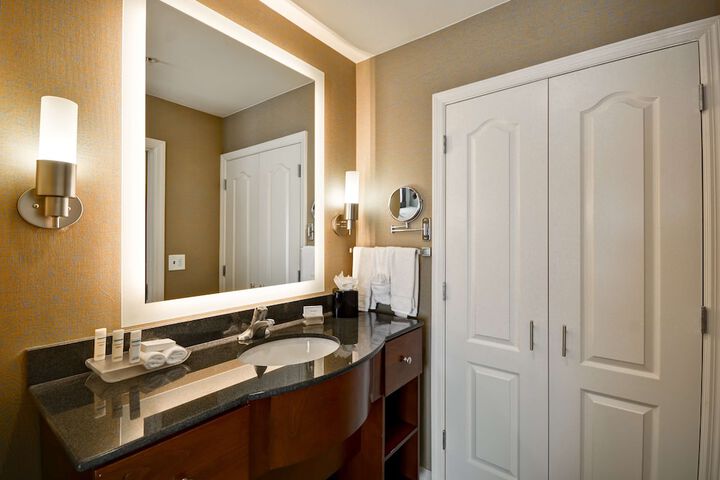 Room 21 of 49
