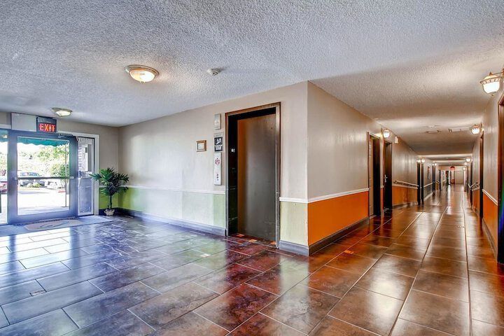Ballroom/Hall 57 of 65