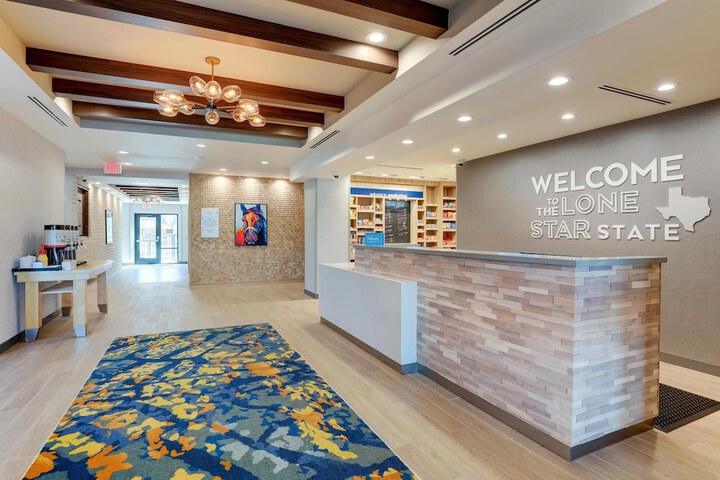 Hampton Inn & Suites Weatherford