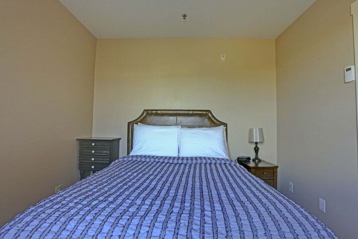 Room 39 of 183
