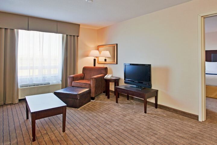 Room 15 of 32