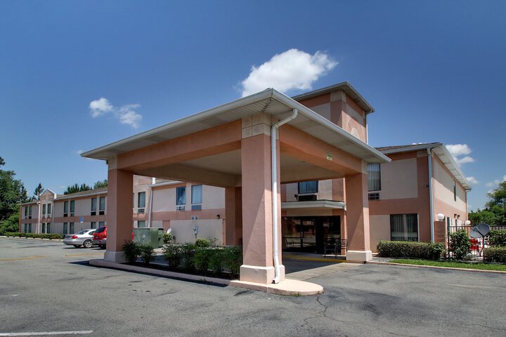 Hotel 5 of 40