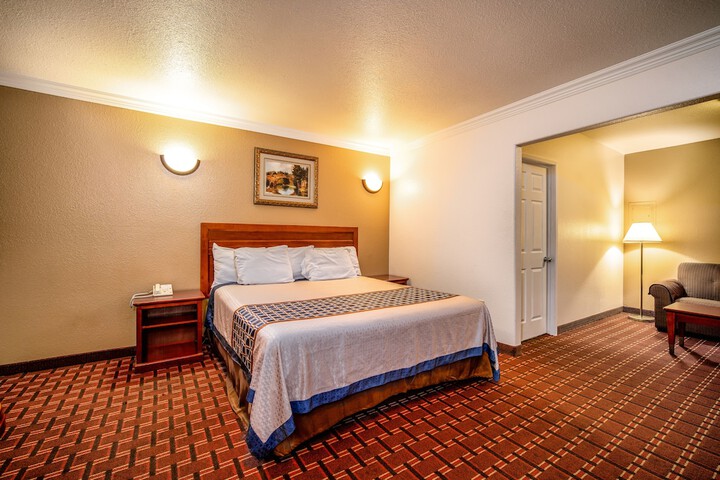 Room 20 of 25