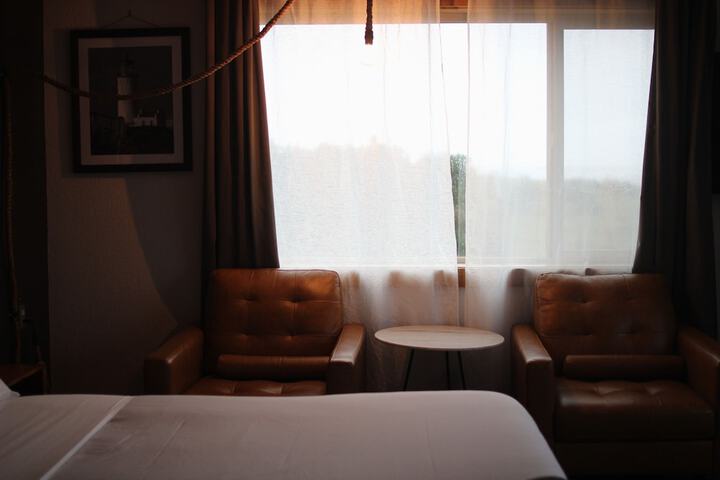 Room 49 of 147