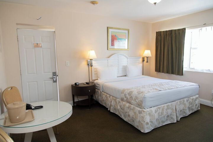 Room 124 of 130
